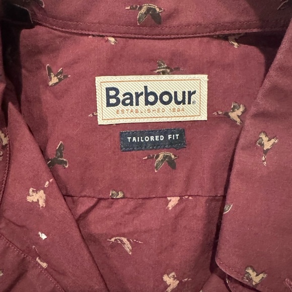 Barbour Men's Burgundy Shirt with all over Bird duck Print cotton tailored fit - Picture 5 of 9